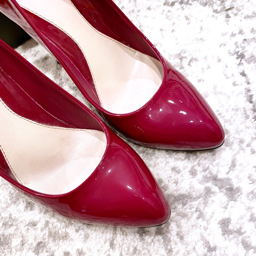 💙SOLD 💙Gucci patent leather heels pumps 9.5 - Picture 3 of 9